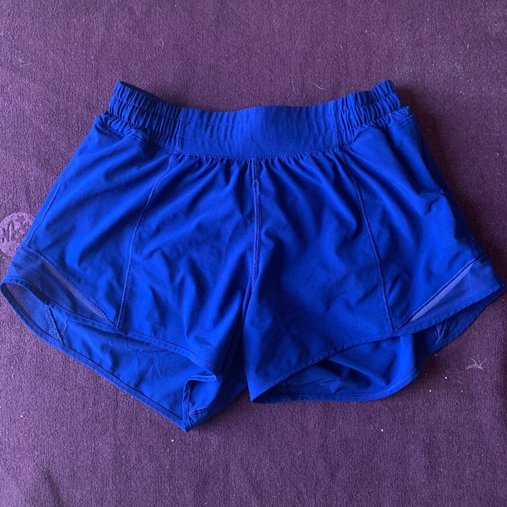 Lululemon Hotty Hot Short Size 6!